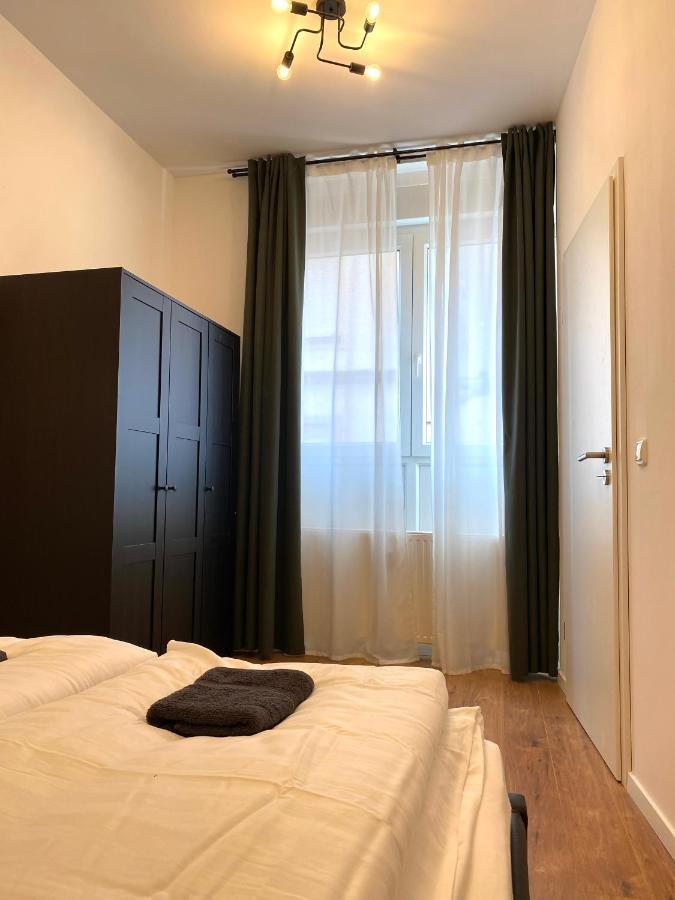Lahn Kuesst Rhein - Ferienwohnung 라한슈타인 외부 사진